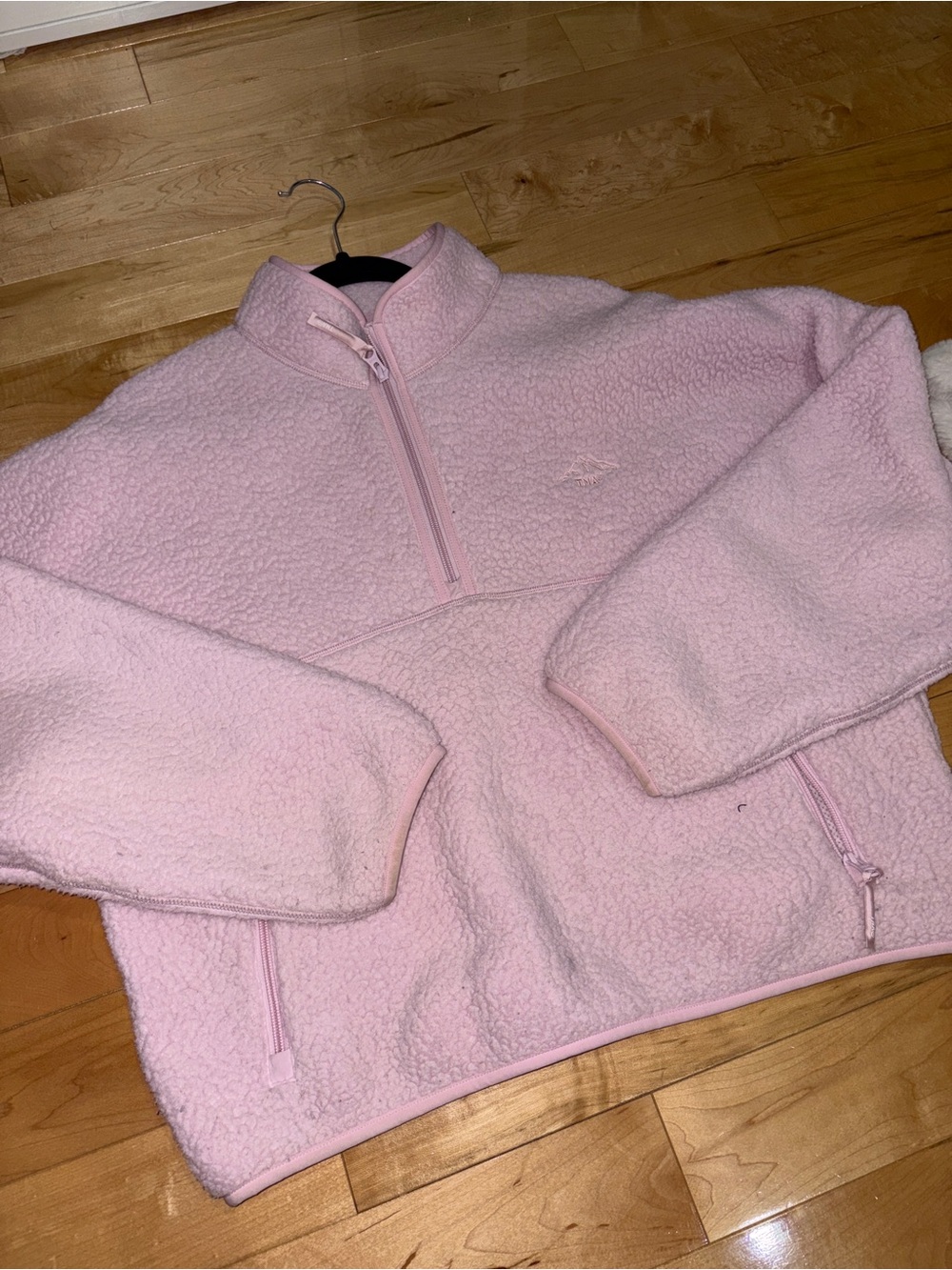TNA polartec 1/2 zip fleece